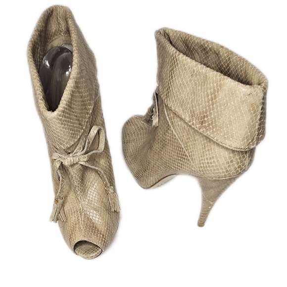 Rachel Roy Women's Peep Toe Snakeskin Leather Platform Booties Fold Down Size 11 - Picture 3 of 4